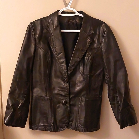 Vintage Jackets & Blazers - Genuine 100% Black Leather Jacket Size 11/12